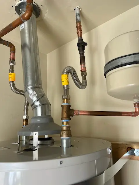 Water heater installation and plumbing repair in Saginaw